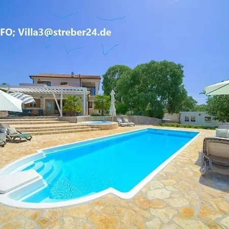 Laura With Beautiful Yard And Pool * Vrh (Krk)
